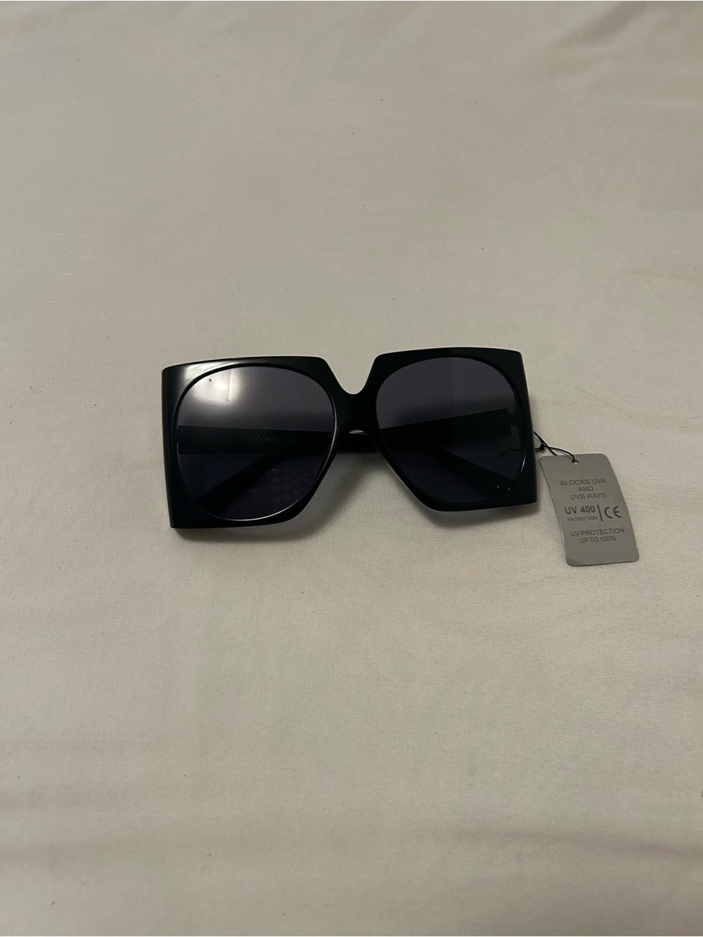Classic Oversized Black Women's Sunglasses - Unbranded